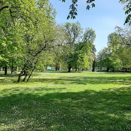 Apartman Kod Kestena Osijek Luaran gambar