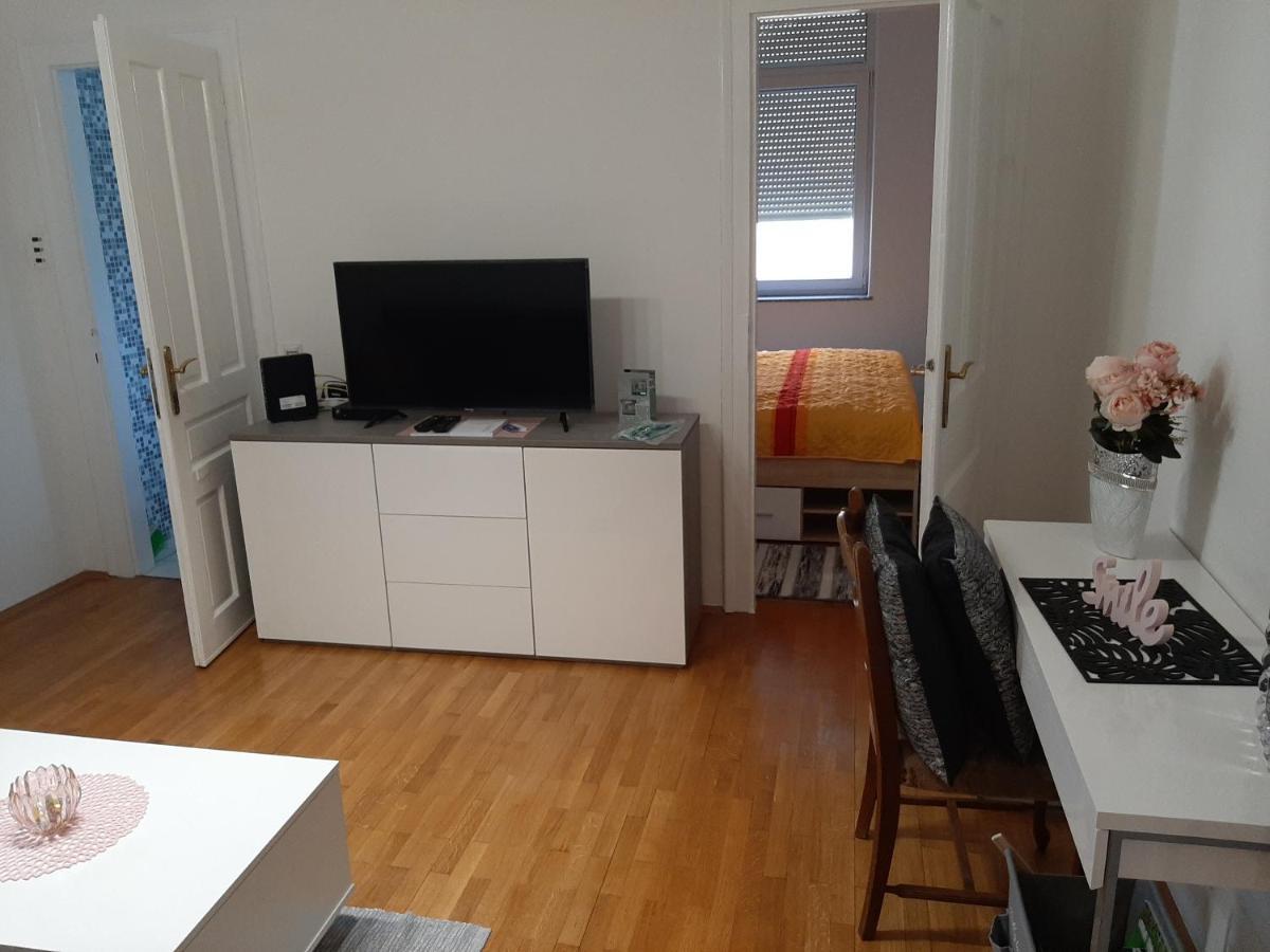 Apartman Kod Kestena Osijek Luaran gambar
