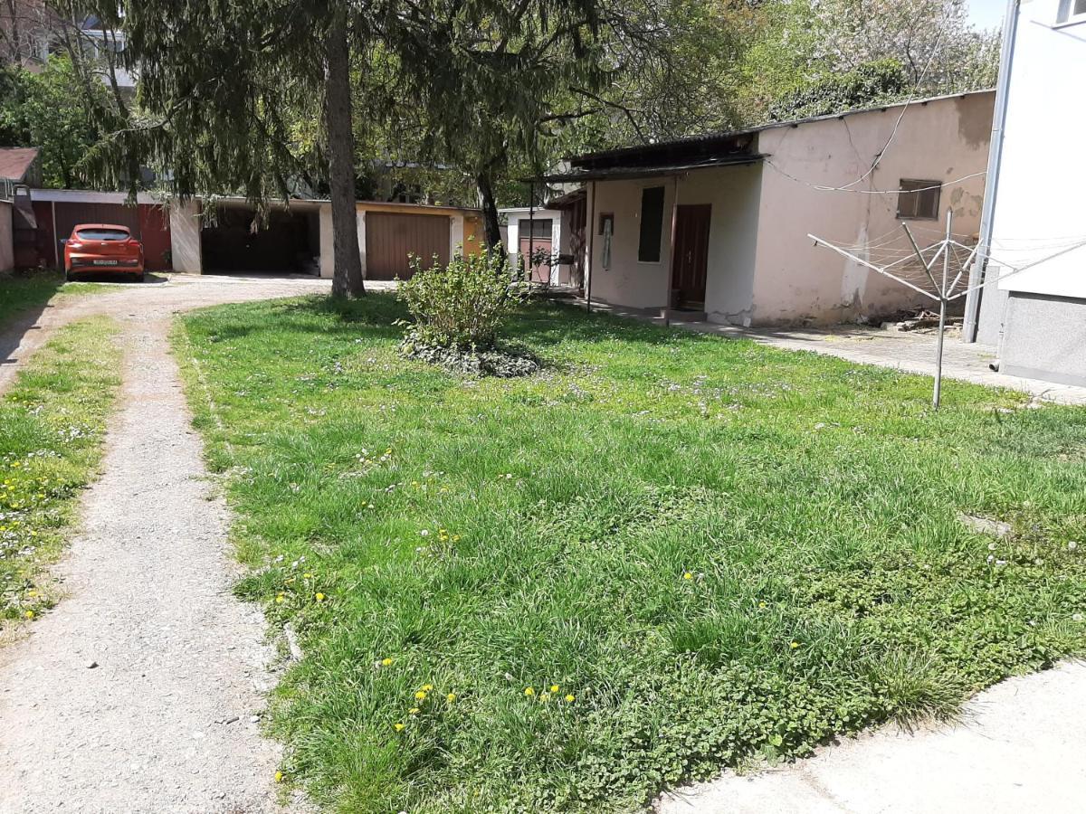 Apartman Kod Kestena Osijek Luaran gambar
